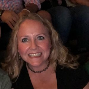 Meet your Posher, Cindy